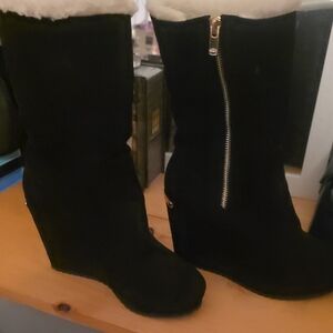 Juicy Couture Black Ankle Boots with Gold Zipper fur lining inside